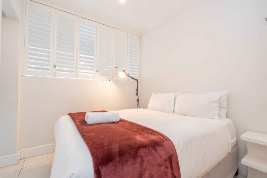 To Let 1 Bedroom Property for Rent in Three Anchor Bay Western Cape